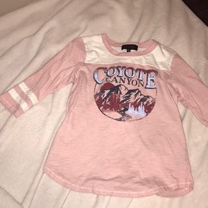 Shyanne Quarter sleeve shirt! NWOT